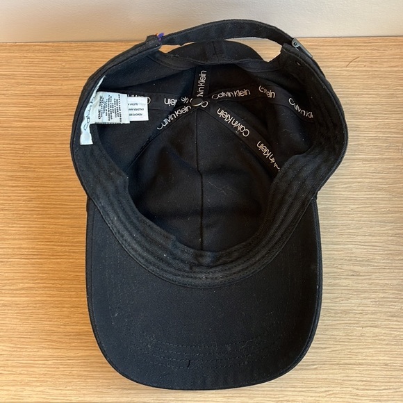 Last chance…Vintage Calvin Klein Hat Baseball Cap Pride Rainbow - Picture 4 of 5